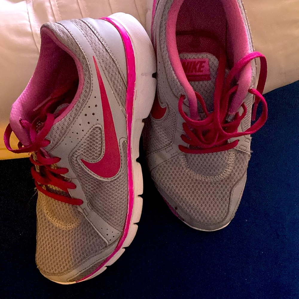 Nike flex experience RN 2